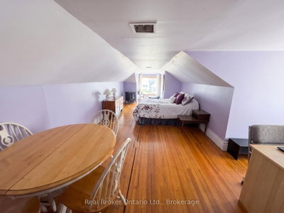 92 Mary Street • Brantford, ON photo 9