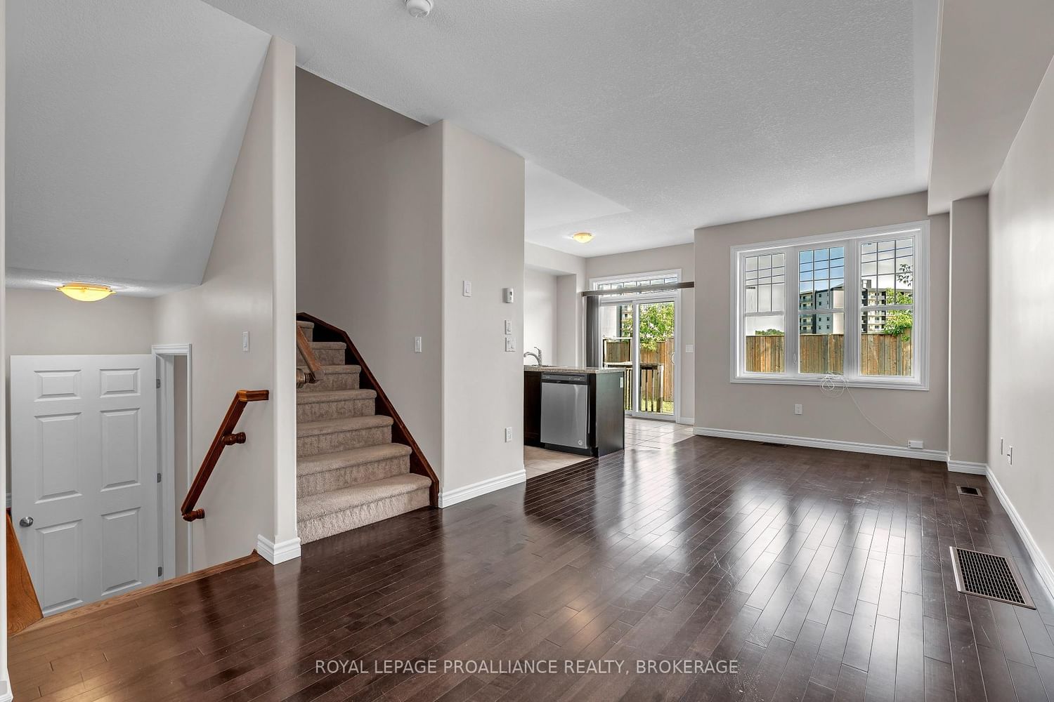 792 Newmarket Lane • Kingston, ON photo 10