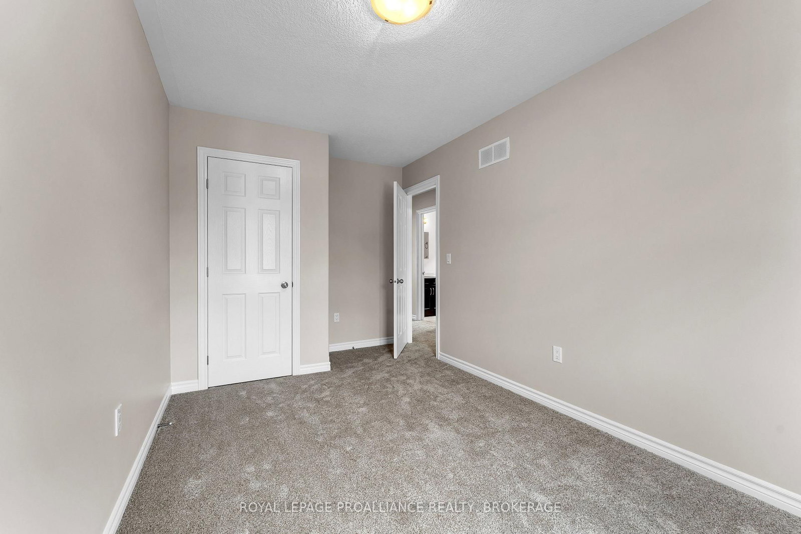792 Newmarket Lane • Kingston, ON photo 28