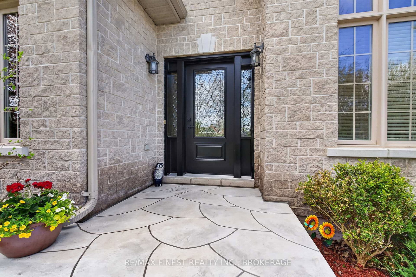 417 MCCALLUM Street • Kingston, ON photo 5