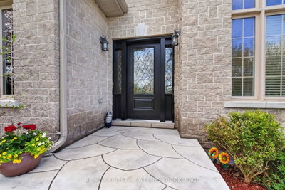 417 MCCALLUM Street • Kingston, ON photo 5