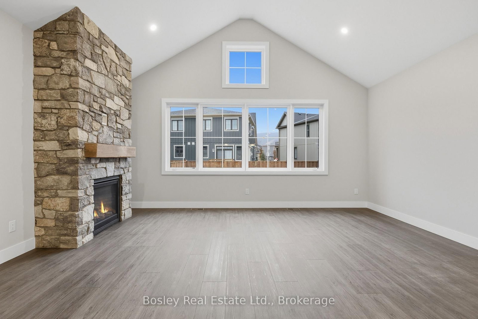 163 SUGAR MAPLE Street • Blue Mountains, ON photo 12
