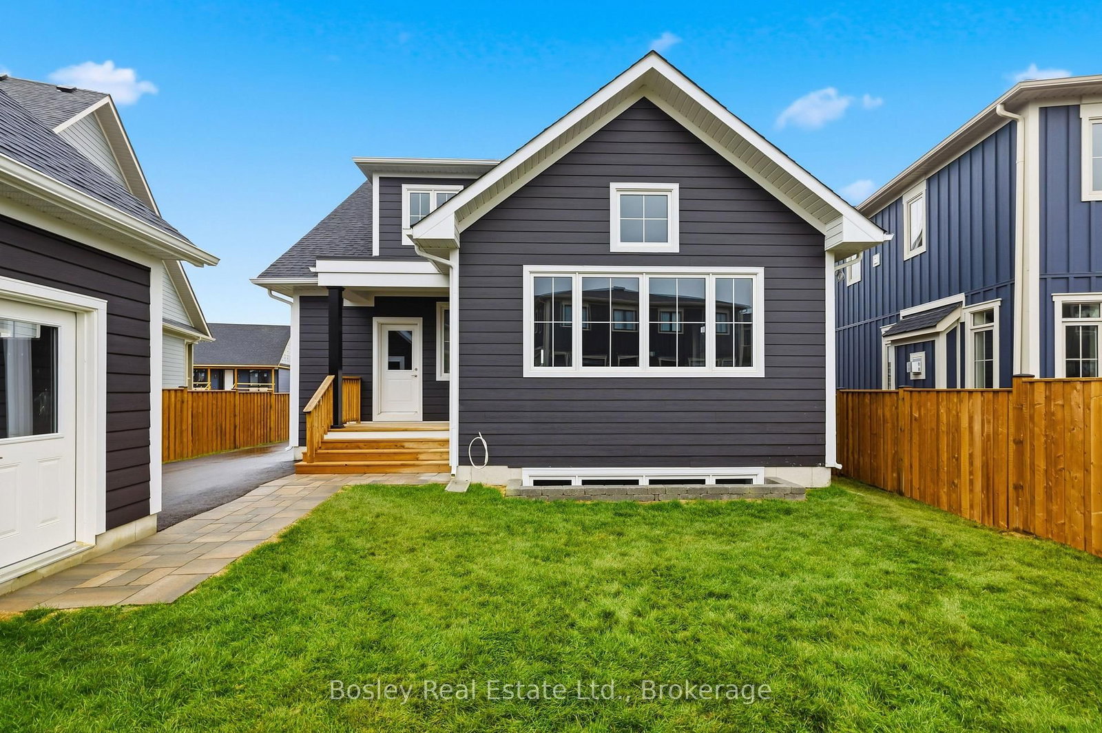 163 SUGAR MAPLE Street • Blue Mountains, ON photo 37