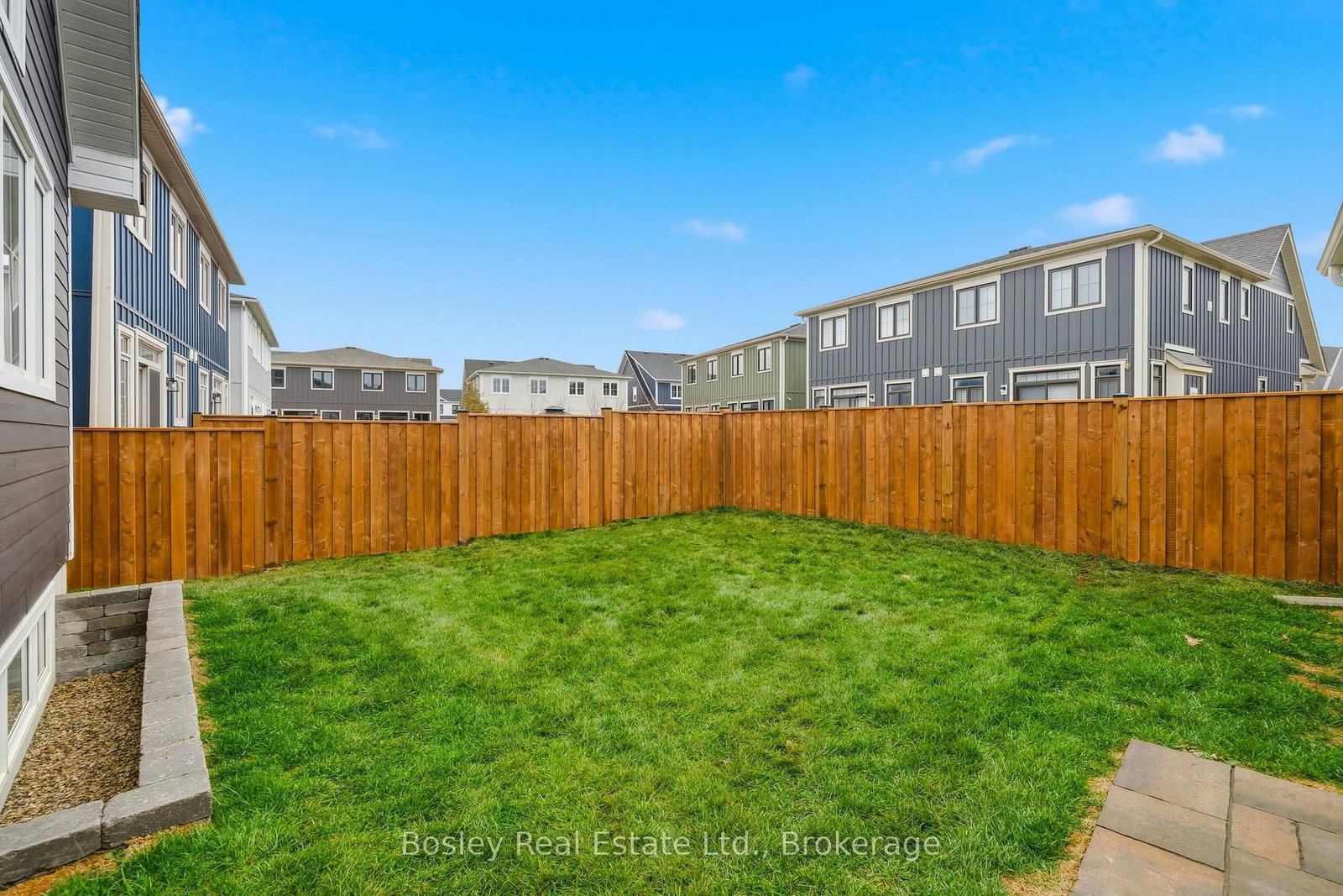 163 SUGAR MAPLE Street • Blue Mountains, ON photo 39