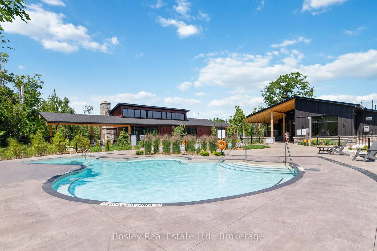 163 SUGAR MAPLE Street • Blue Mountains, ON photo 44