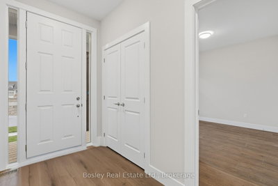 163 SUGAR MAPLE Street • Blue Mountains, ON photo 5