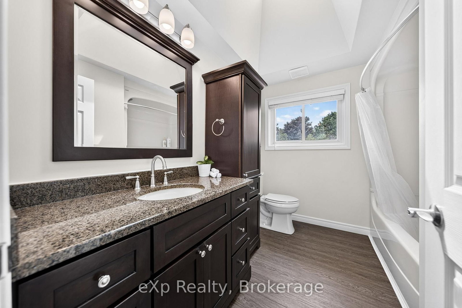 42 Pacific Place • Guelph, ON photo 32
