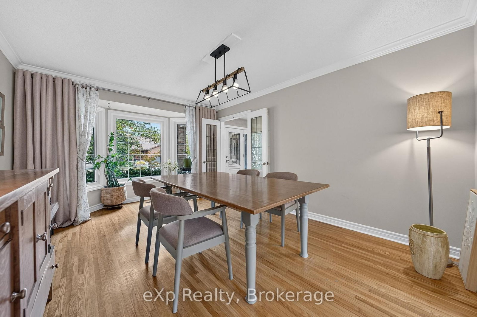 42 Pacific Place • Guelph, ON photo 8