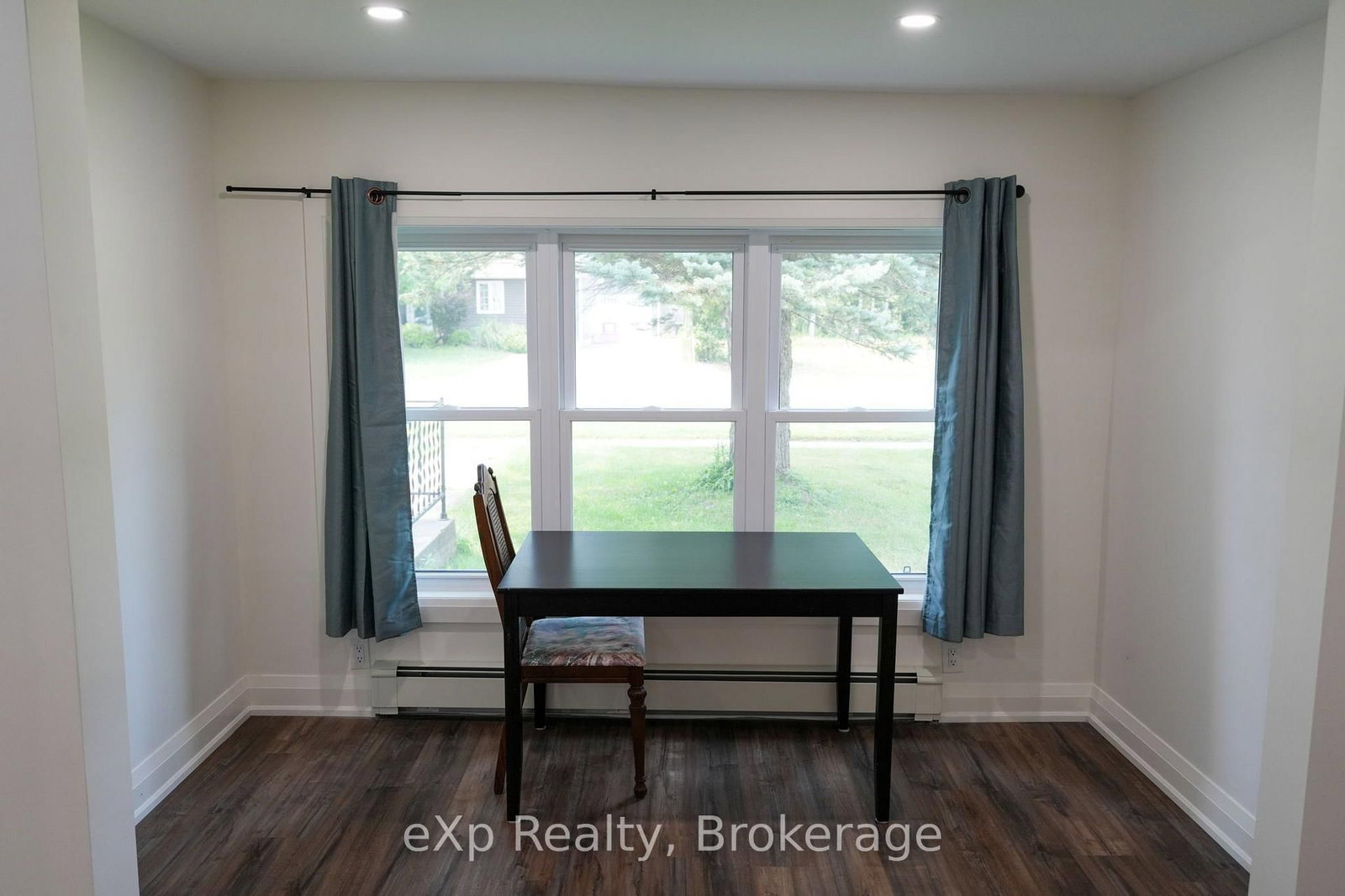 136 Breadalbane Street S • Saugeen Shores, ON photo 12