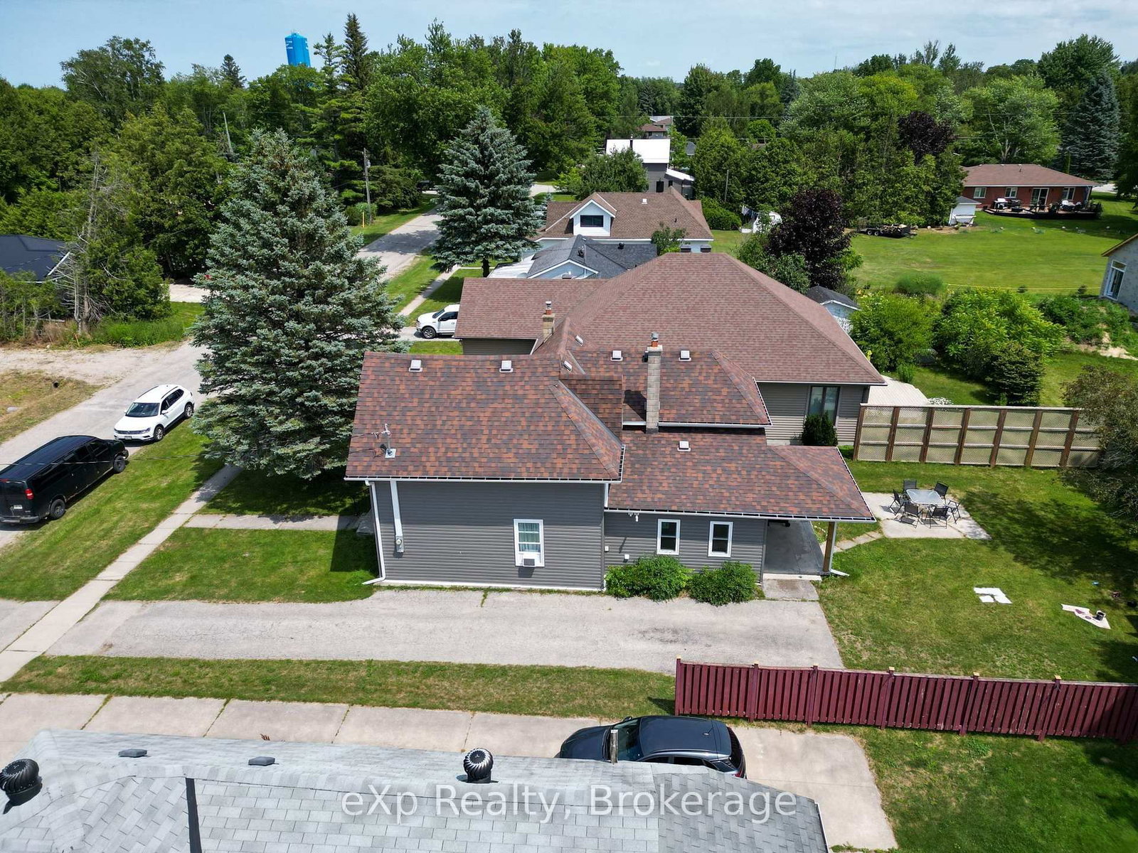 136 Breadalbane Street S • Saugeen Shores, ON photo 33