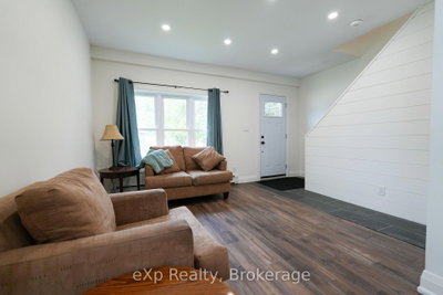 136 Breadalbane Street S • Saugeen Shores, ON photo 6