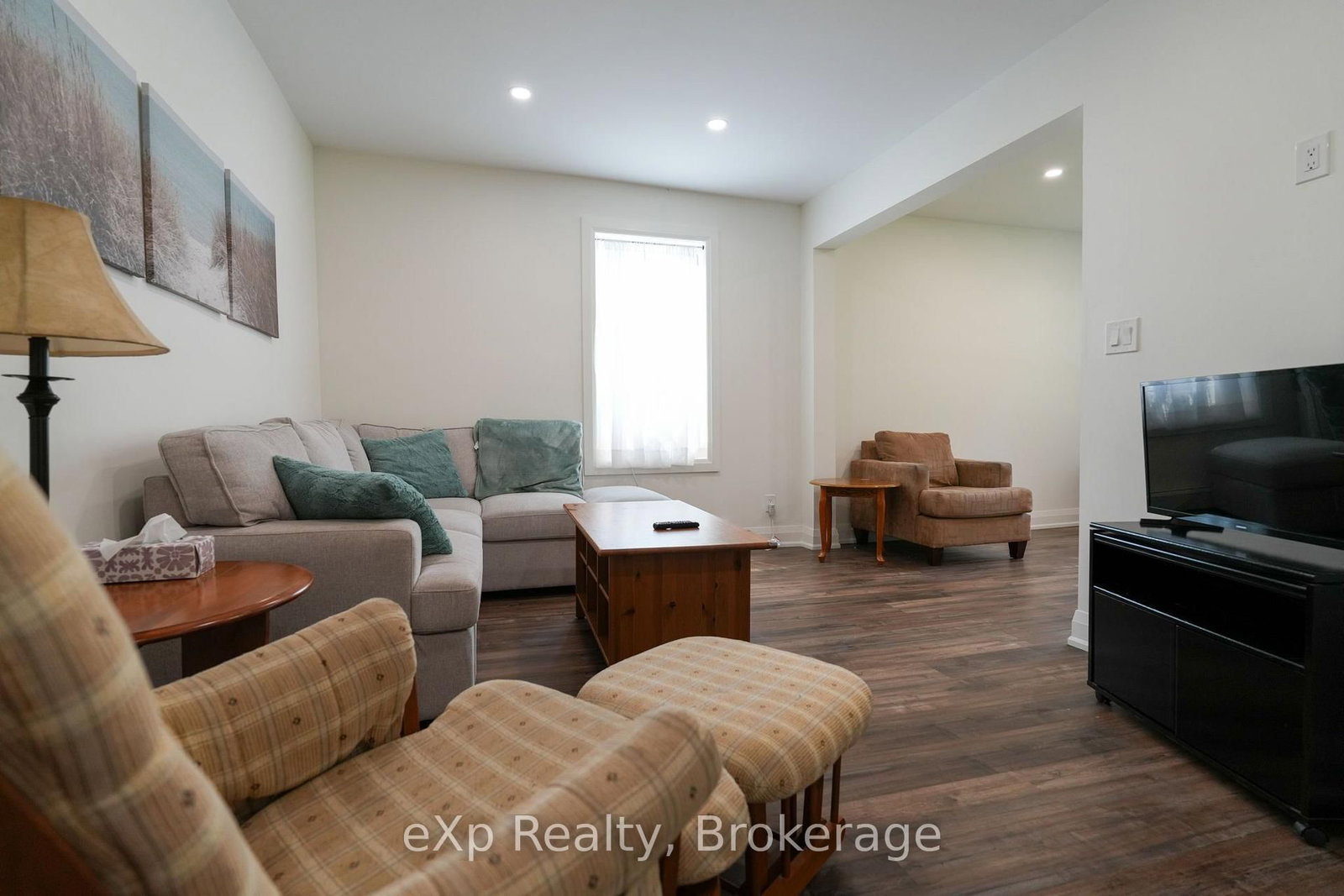 136 Breadalbane Street S • Saugeen Shores, ON photo 8