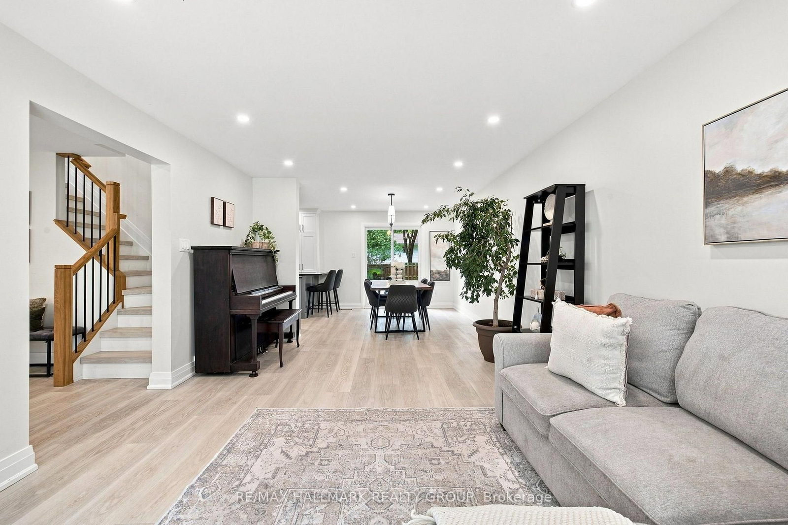 13 Evelyn Street • Almonte, ON photo 10