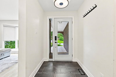 13 Evelyn Street • Almonte, ON photo 3