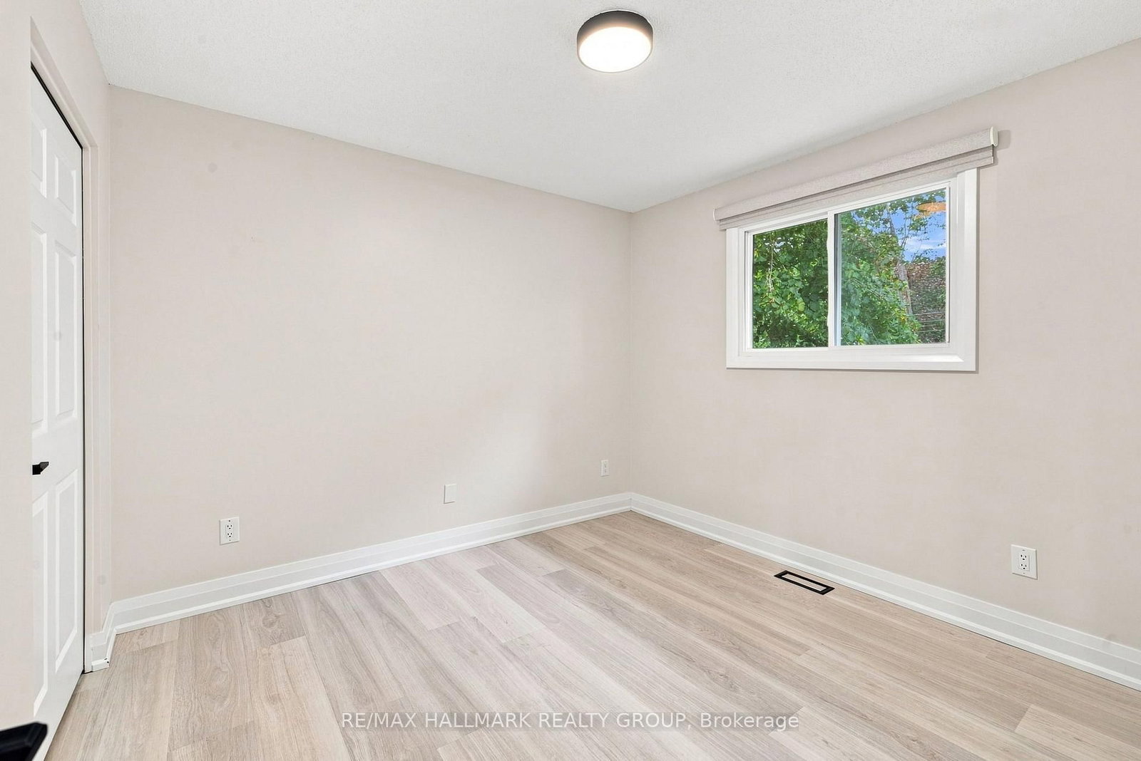 13 Evelyn Street • Almonte, ON photo 34