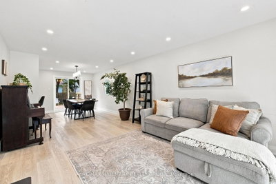 13 Evelyn Street • Almonte, ON photo 9
