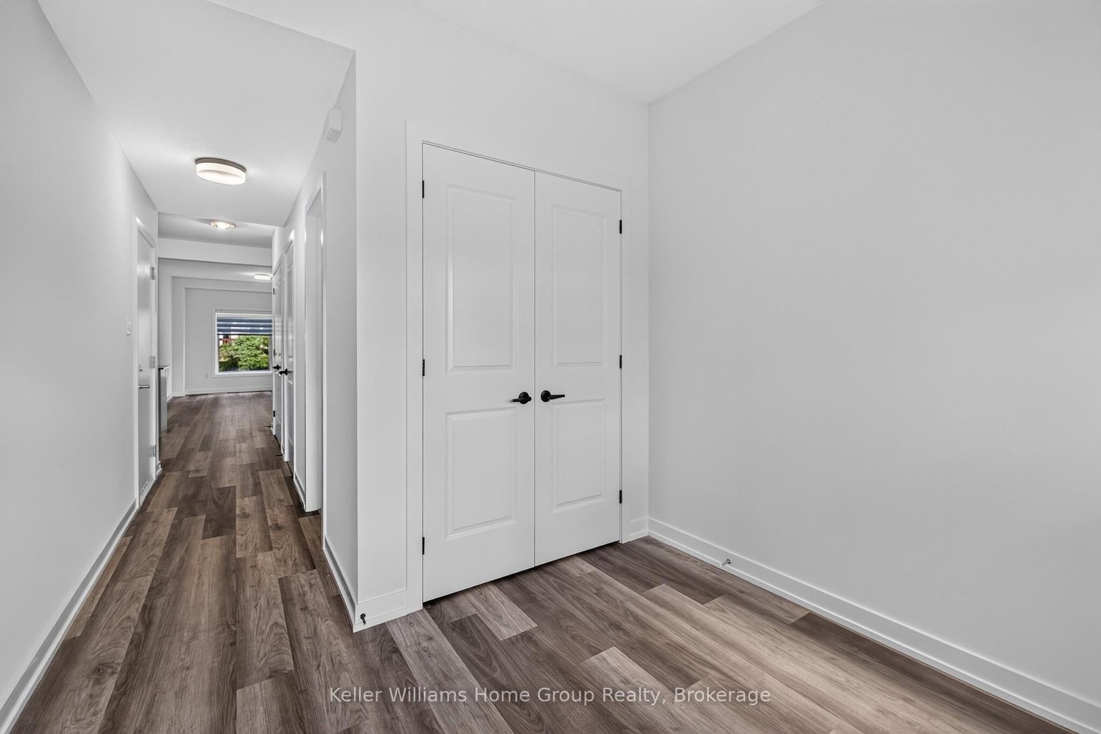23 Ferris Circle • Guelph, ON photo 4