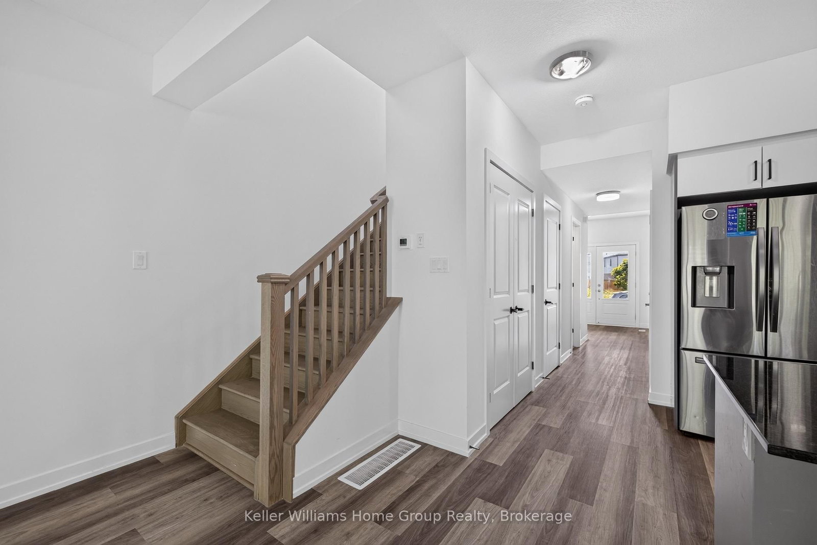 23 Ferris Circle • Guelph, ON photo 6