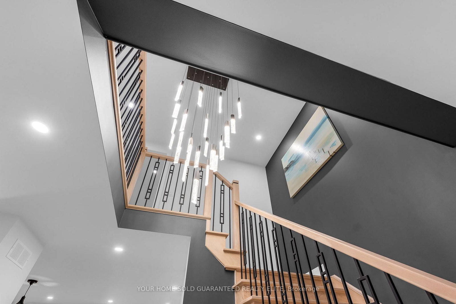 16 Whitehall Gate • Pelham, ON photo 22