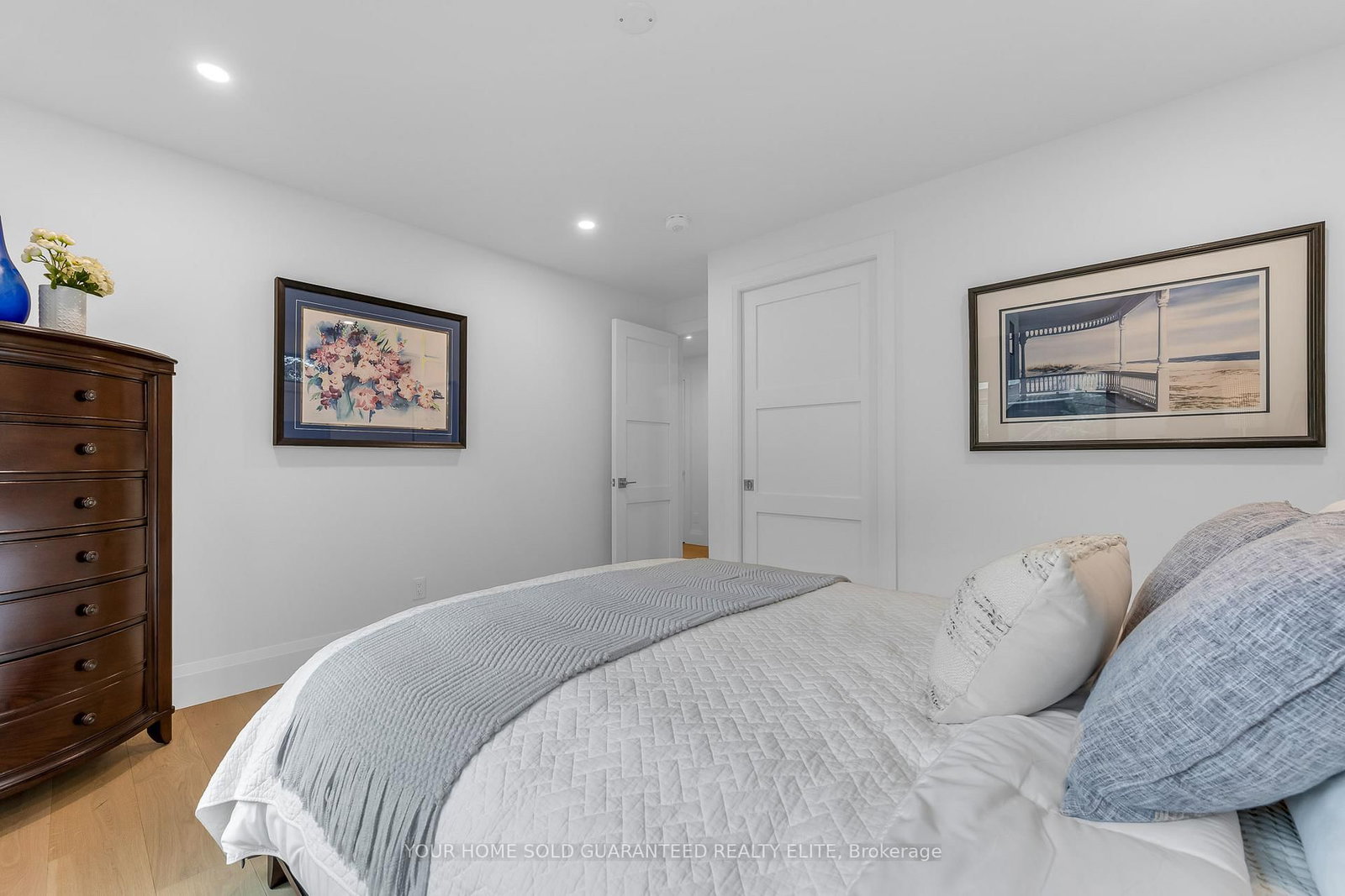 16 Whitehall Gate • Pelham, ON photo 30