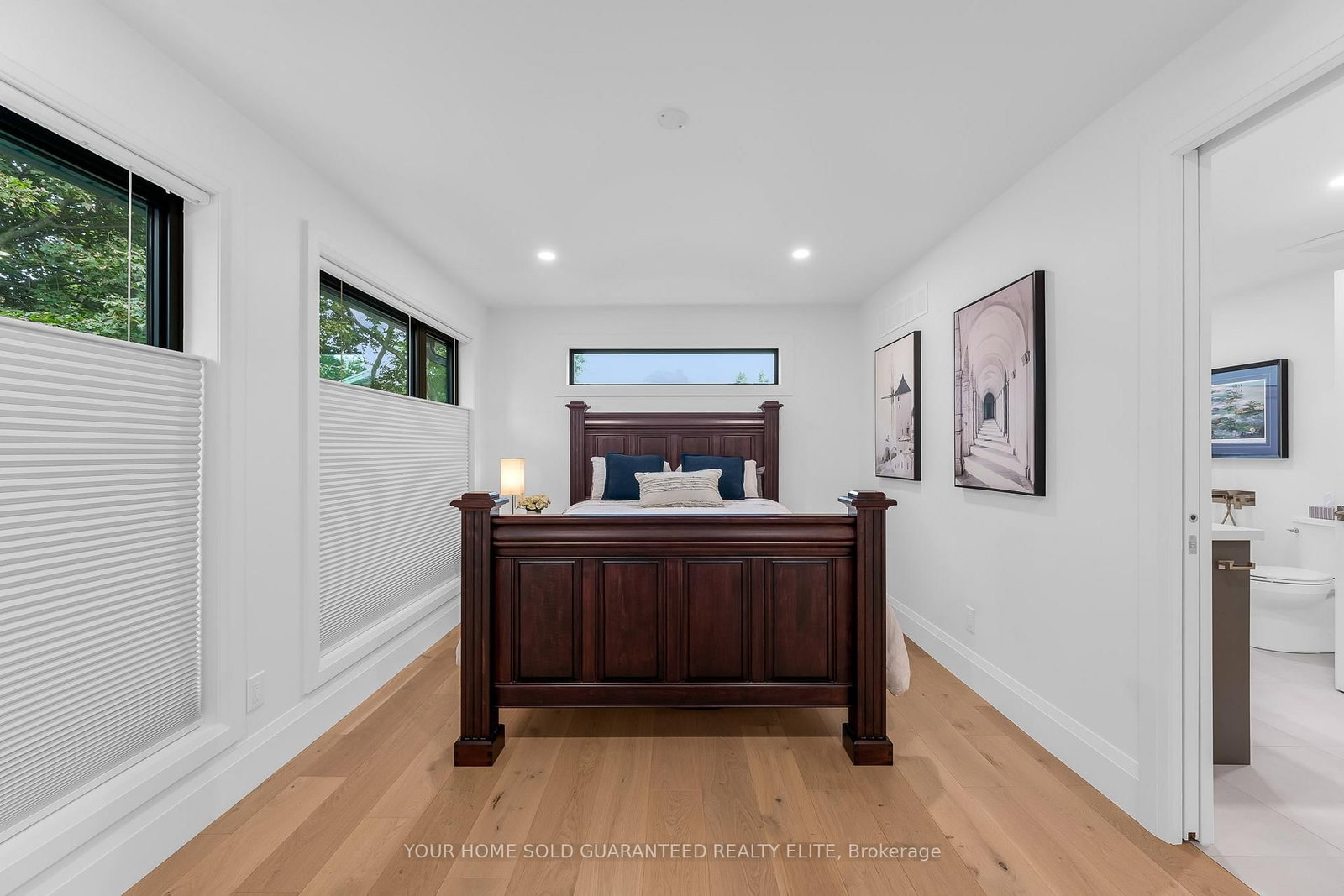 16 Whitehall Gate • Pelham, ON photo 32