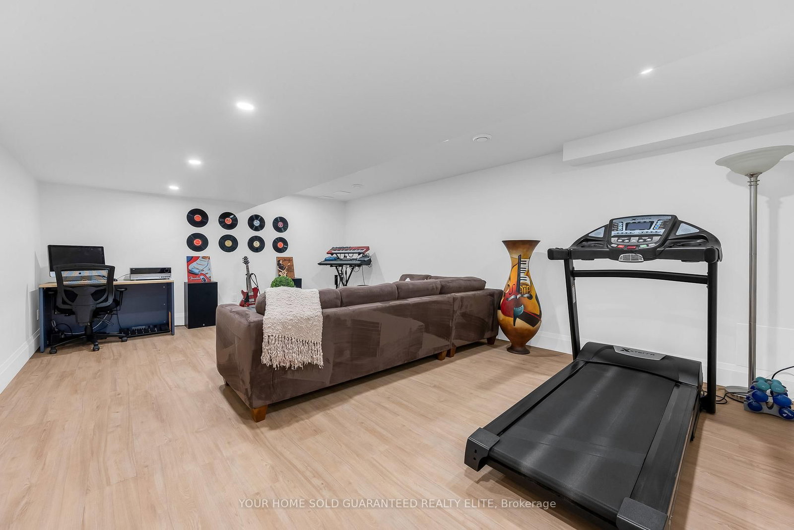 16 Whitehall Gate • Pelham, ON photo 39