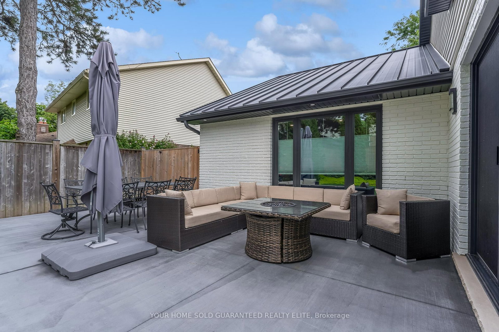 16 Whitehall Gate • Pelham, ON photo 42