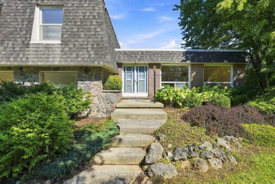 26 Maplewood Drive • Amaranth, ON photo 3