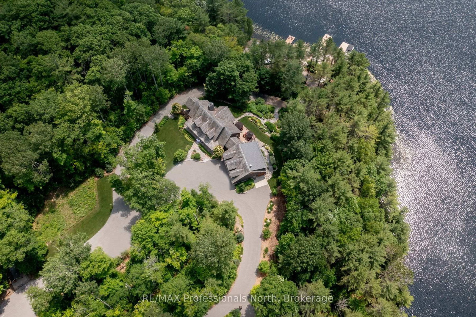 1600 Misty Knoll Trail • Dysart et al, ON photo 1