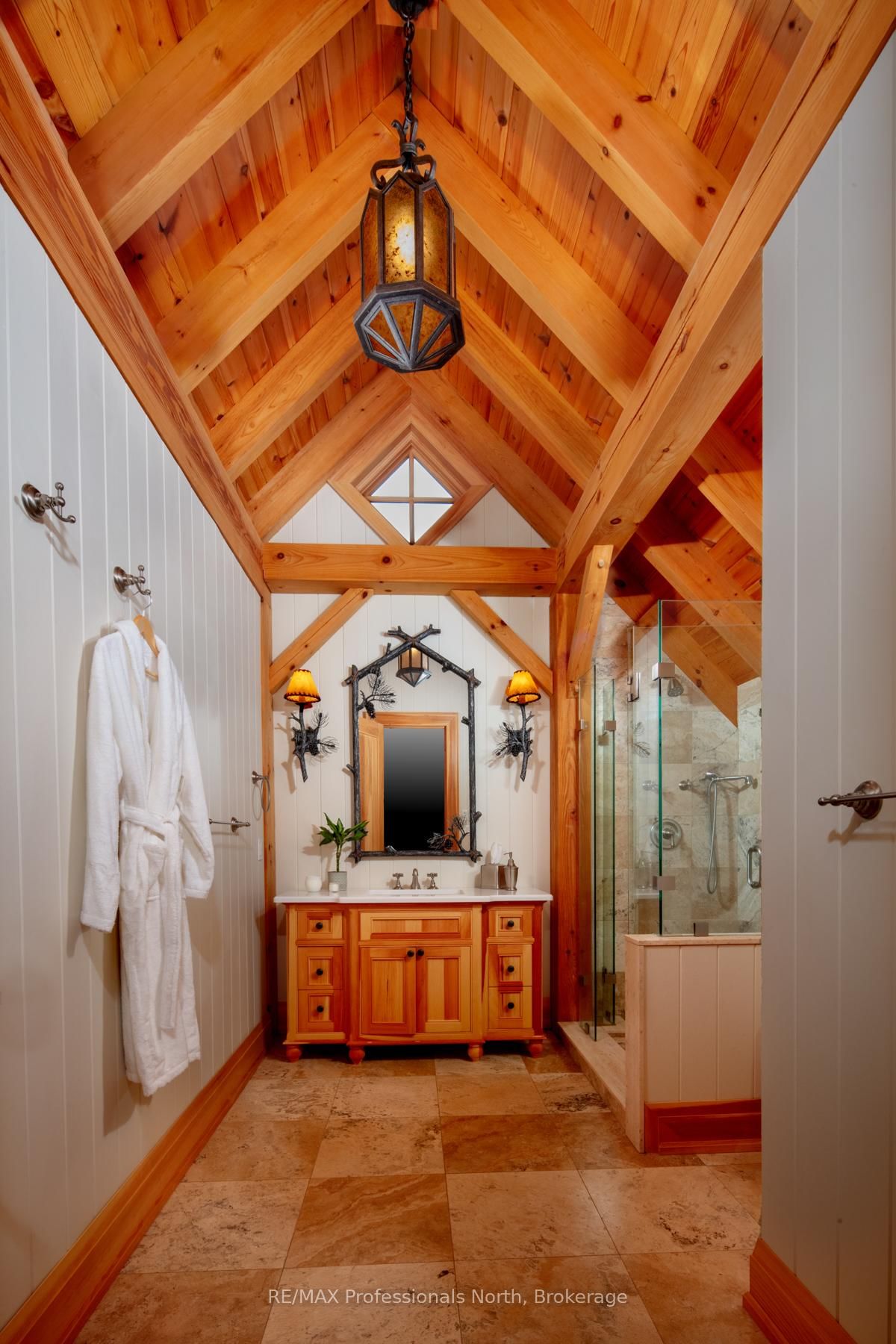 1600 Misty Knoll Trail • Dysart et al, ON photo 25