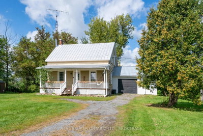 20310 Kenyon Conc Rd 8 Road • North Glengarry, ON photo 3