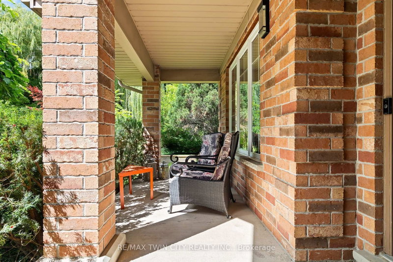 534 Birchleaf Walk