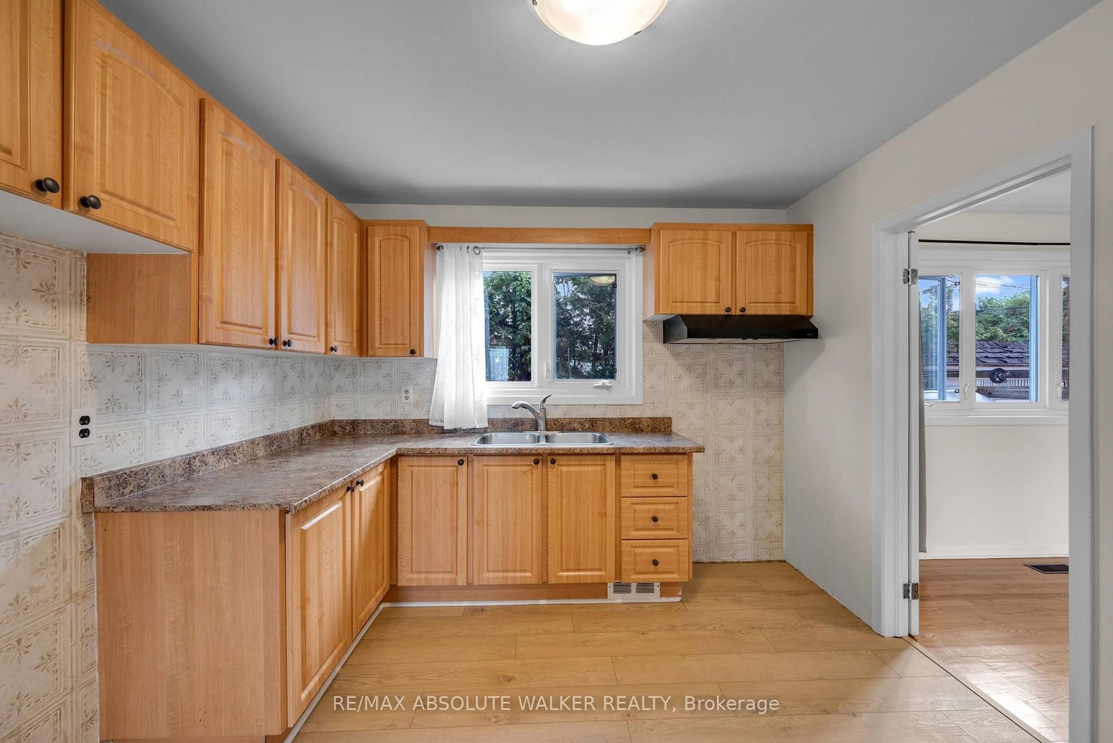 331 Britannia Road • Ottawa, ON photo 12