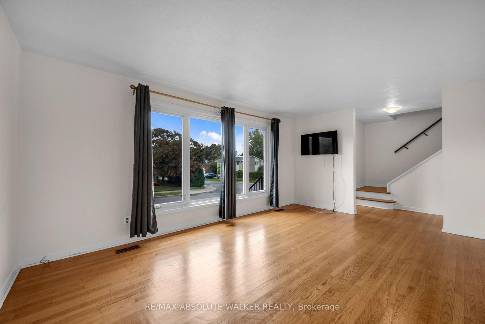 331 Britannia Road • Ottawa, ON photo 6