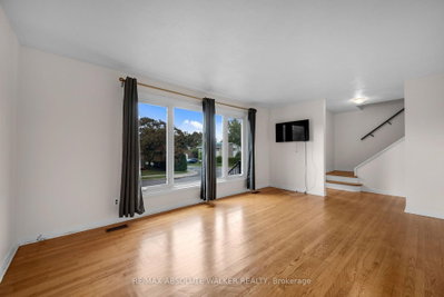 331 Britannia Road • Ottawa, ON photo 6