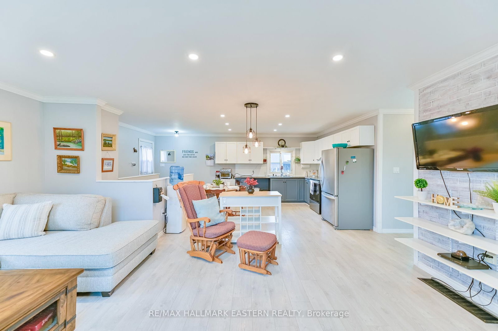 1095 Slab Street • Madoc, ON photo 6