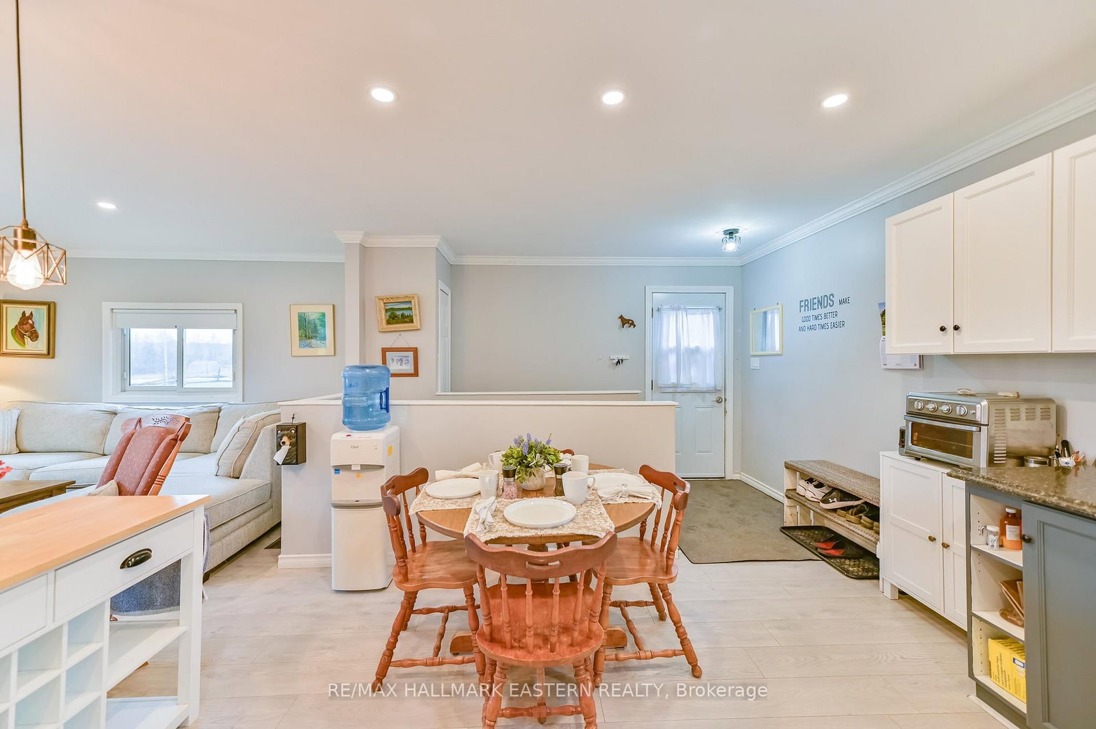 1095 Slab Street • Madoc, ON photo 9
