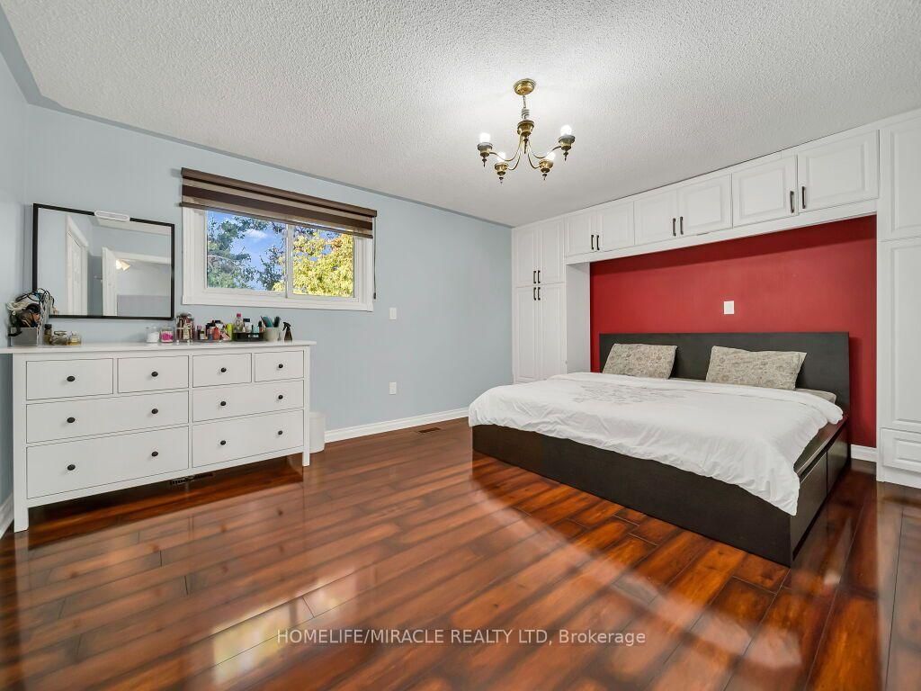 309 Hixon Road • Hamilton, ON photo 22