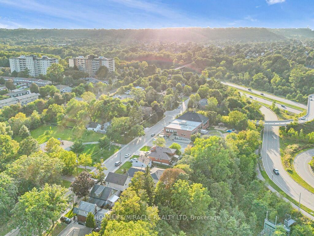 309 Hixon Road • Hamilton, ON photo 46