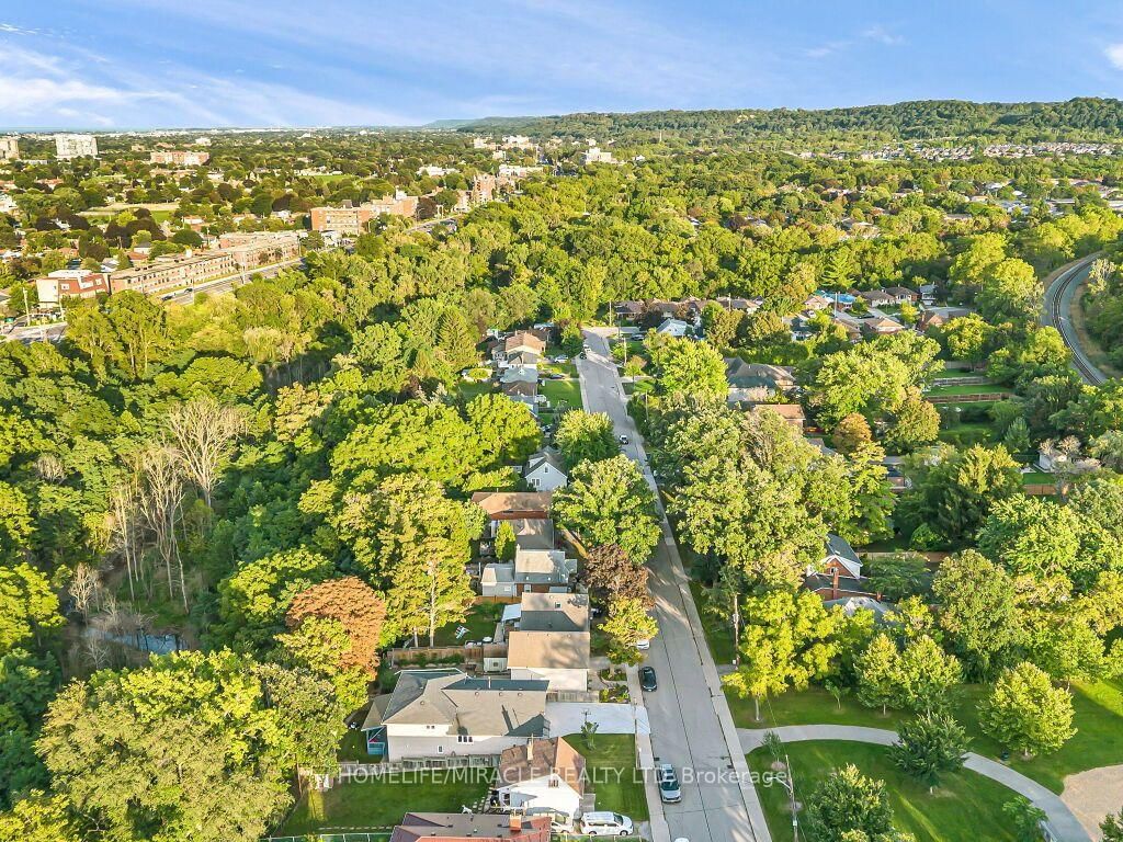 309 Hixon Road • Hamilton, ON photo 48