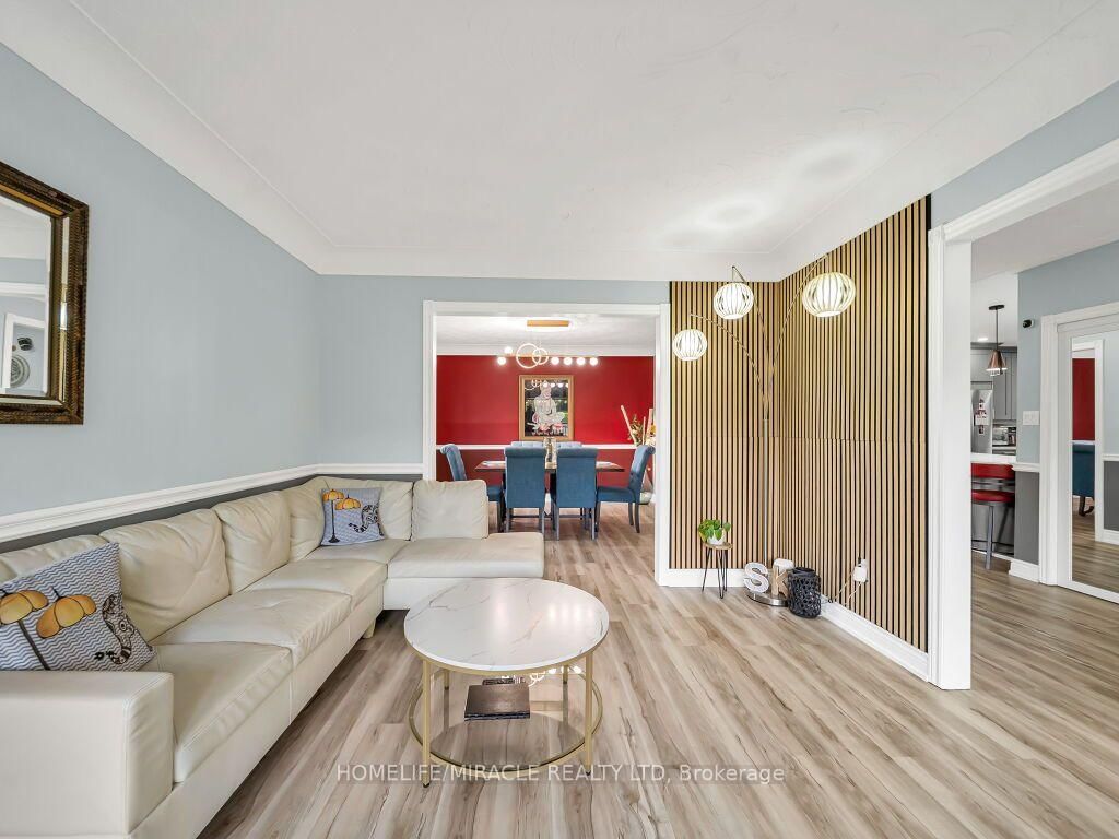309 Hixon Road • Hamilton, ON photo 8
