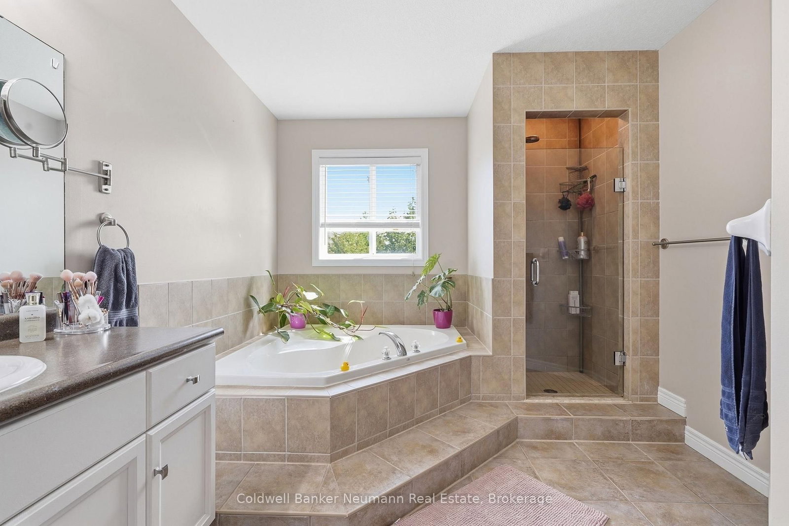 7 Henderson Drive • Guelph, ON photo 16