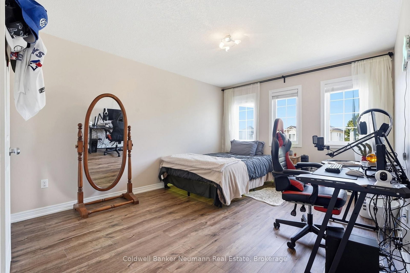 7 Henderson Drive • Guelph, ON photo 18