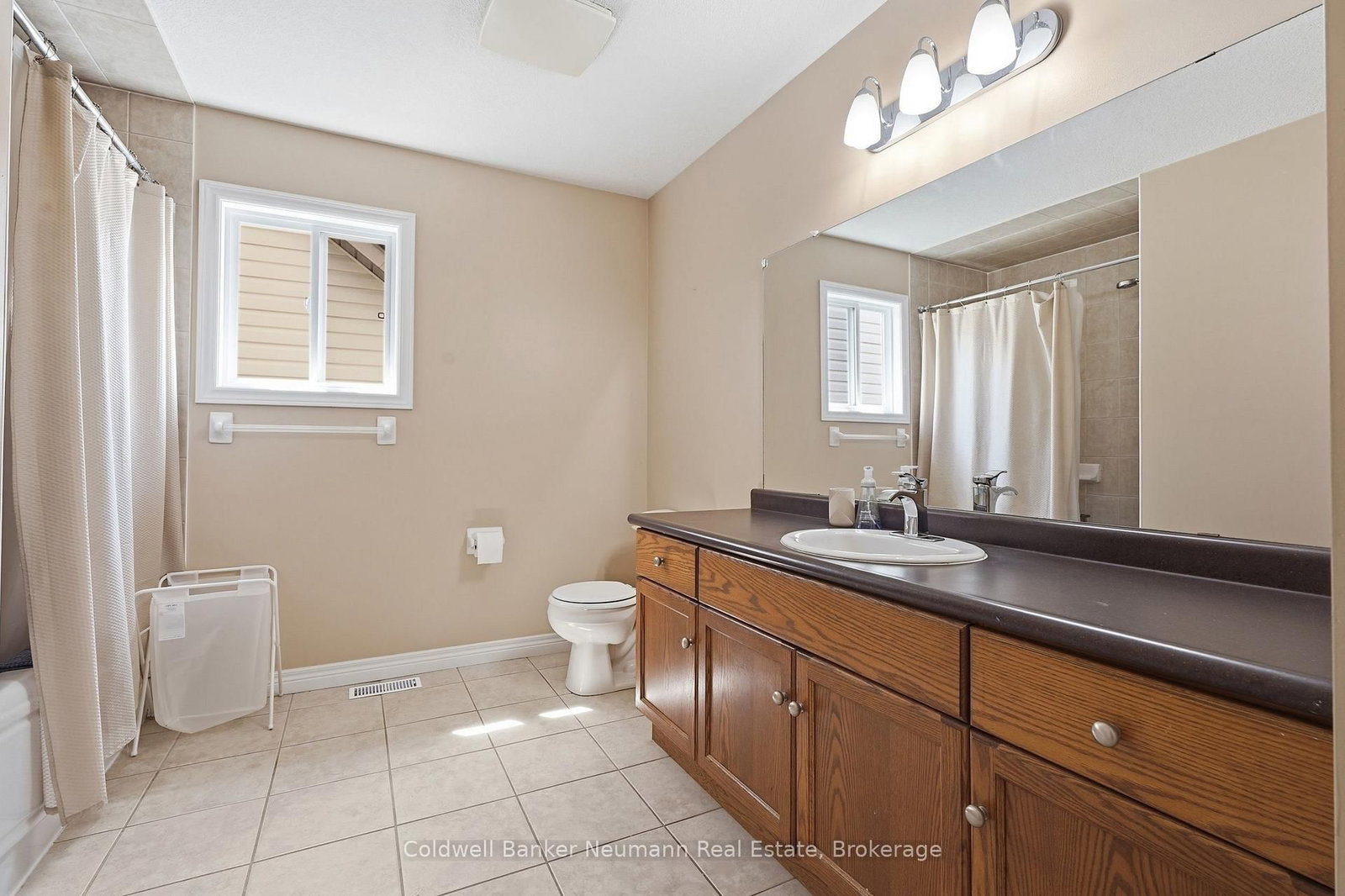7 Henderson Drive • Guelph, ON photo 21