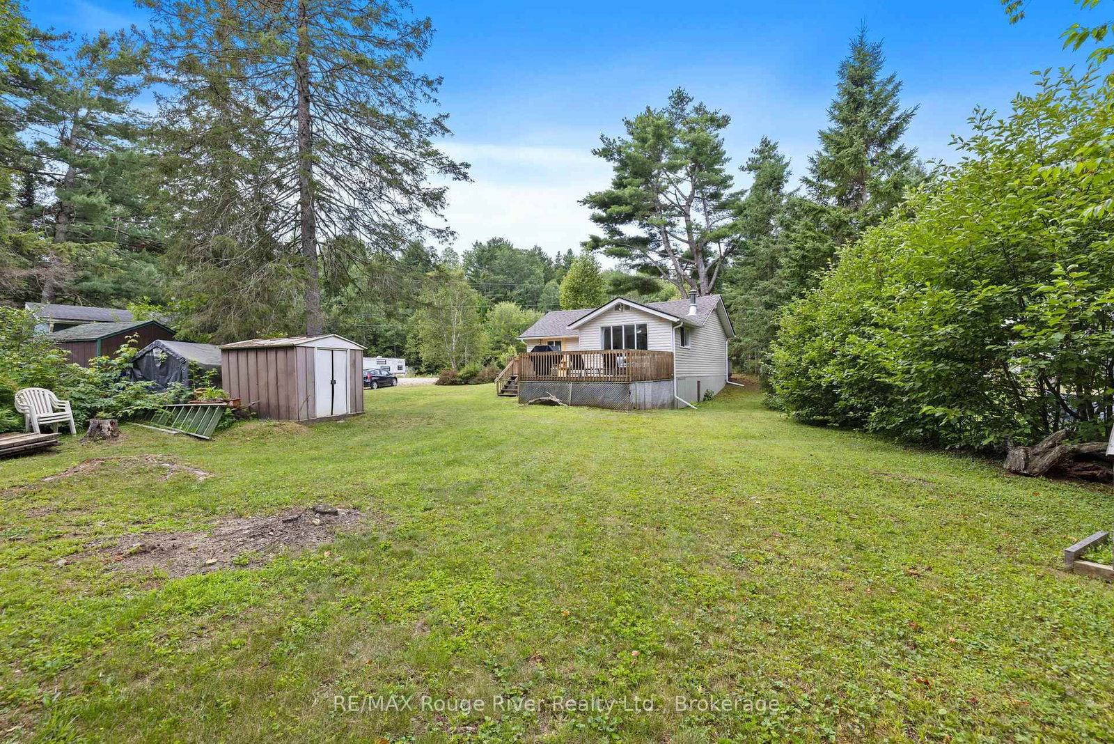 39 Hobo Lane • Bancroft, ON photo 2