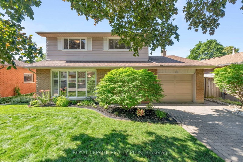 20 San Marino Crescent