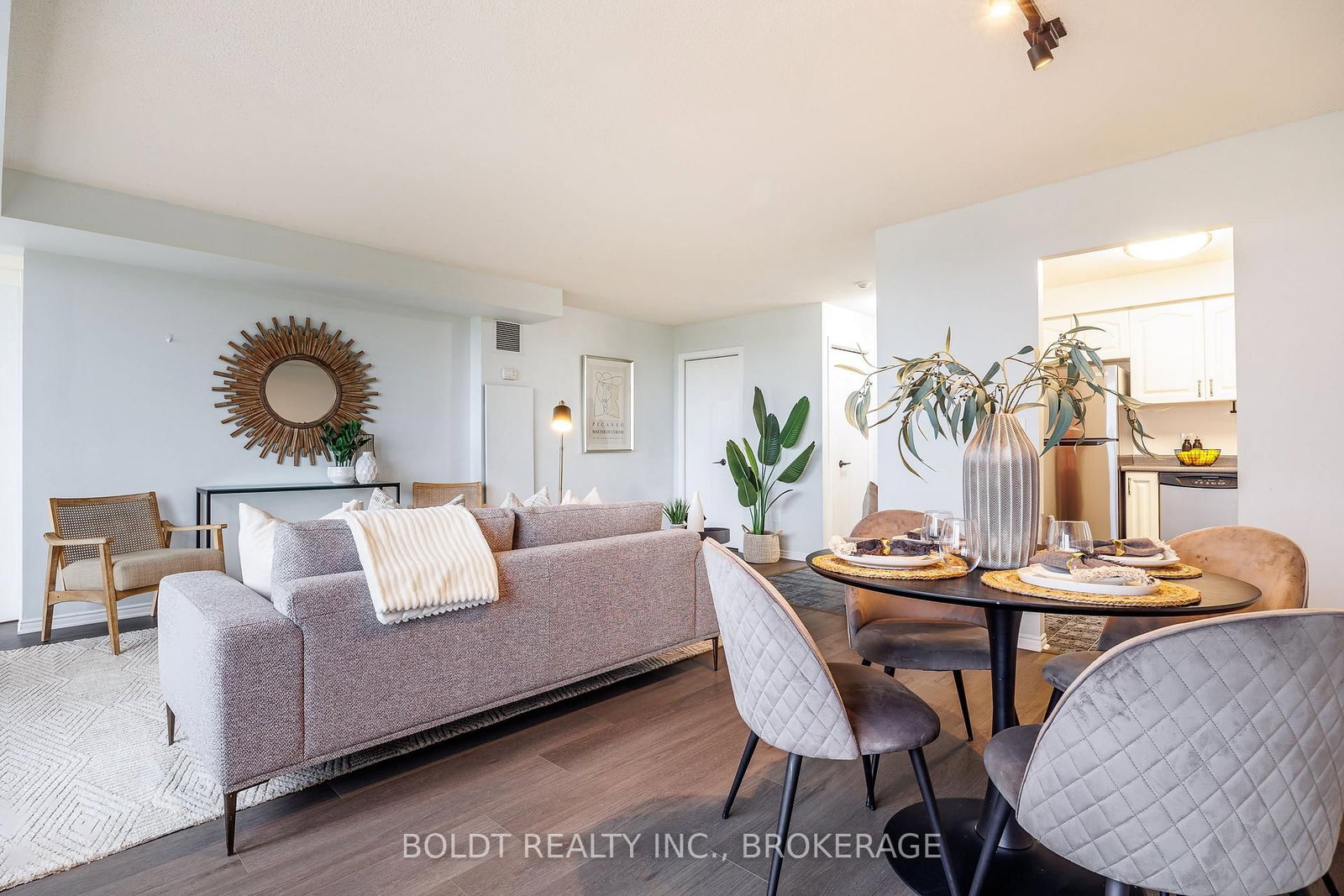81 Scott Street • #812 • St. Catharines, ON photo 17