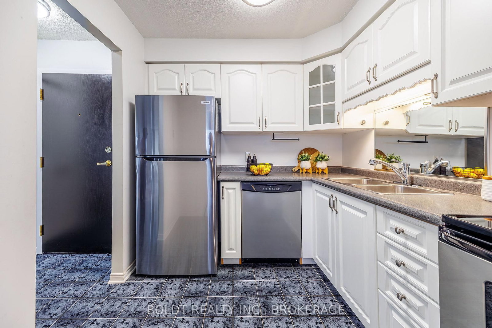 81 Scott Street • #812 • St. Catharines, ON photo 19