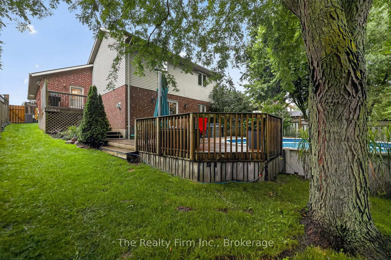 55 Mason Drive • Ingersoll, ON photo 15