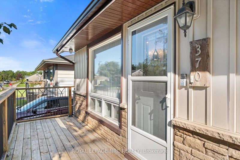 370 Dieppe Street